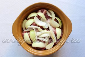 добавить лук
