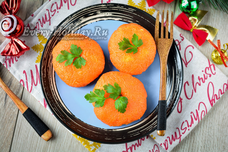 Закуска "Мандаринки" из сыра и моркови